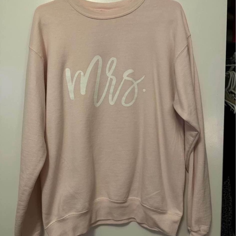 mrs sweatshirt size M